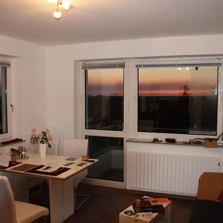 Fritz-wischer-strasse-5-40 * Böhl