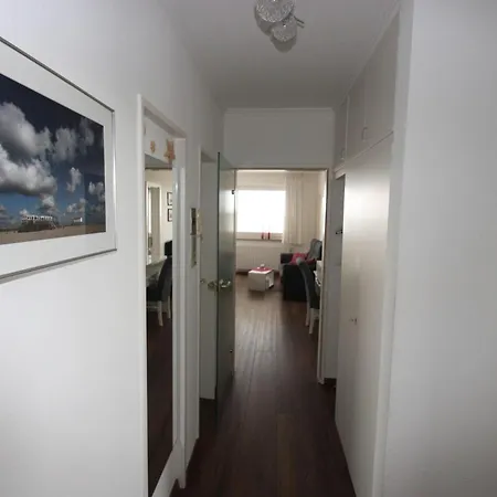 Fritz-wischer-strasse-5-40 アパート *